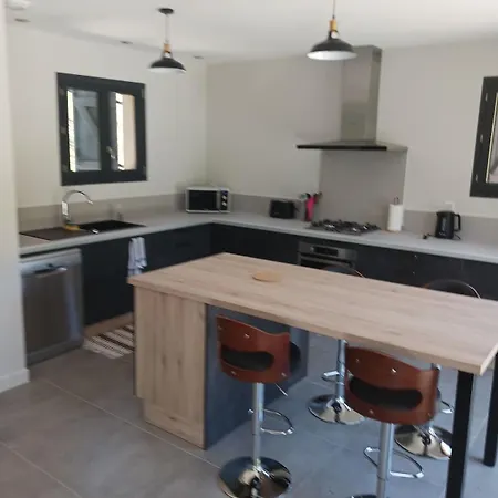 Bienvenue Chez Nous *